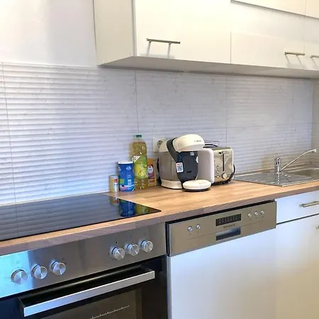 Apartmán Apartment-parkplatz-balkon-wlan-netflix-smart Tv *